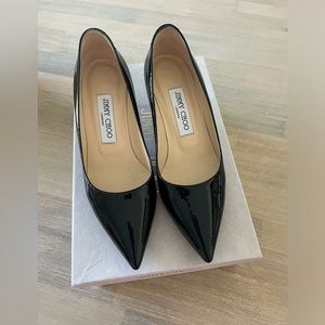 JIMMY CHO AZA PAT PUMPS 35.5